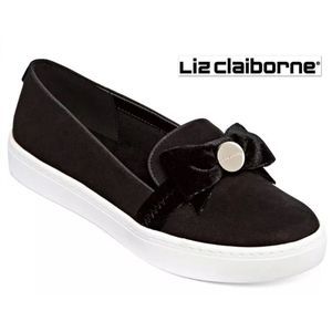 New in Box Liz Claiborne Weaver Black Suede Slip on Bow Comfy Beautiful Sneakers